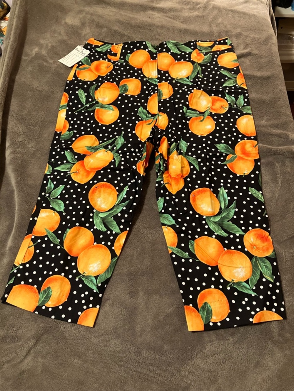 NWT 1X Kitty Pedal Pusher in Oranges